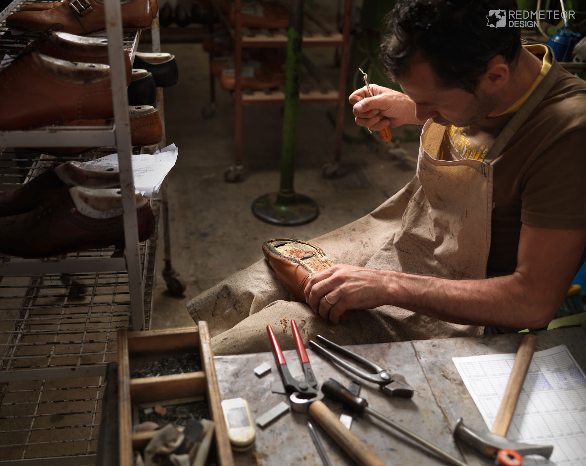 Sole construction in the RedMeteor workshop
